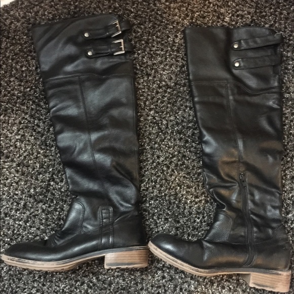 Brand new boots - Picture 2 of 2